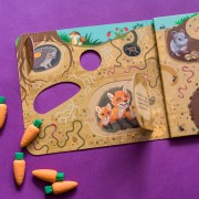 Книжка з віконцями. Хто сховався під землею