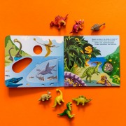 Книжка з віконцями. Динозаври