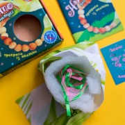 Подарунок власноруч. Лялька – м'яка іграшка. Намисто для матусі