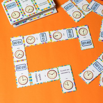 Математичне доміно. Вивчаємо час Математичне доміно. Вивчаємо час